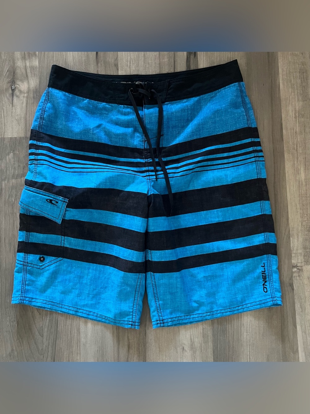 O'Neill Men's Blue & Black Striped Boardshorts Size 32